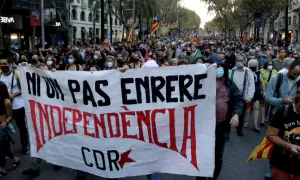 Centenars de persones es manifesten a Barcelona per commemorar el quart aniversari del referèndum de l'1-O