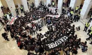 Organizaciones de judíos estadounidenses protestan en el Capitolio de EEUU para reclamar un alto el fuego en Gaza, a 18 de octubre de 2023.