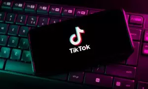 Foto de archivo del logo de TikTok, a 7 de febrero de 2023.