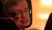 Hawking: "Mantener con vida a alguien en contra de su voluntad es una indignidad"