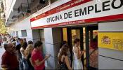 La prestación media por desempleado ha caído 225 euros al mes desde el inicio de la crisis