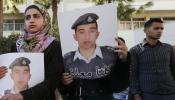 Estado Islámico difunde un vídeo en el que muestra cómo quema vivo al piloto jordano
