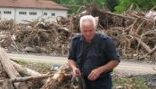 El exkayakista bosnio que salvó a decenas de personas en las riadas sigue sin su casa