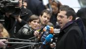 Tsipras dice que la crisis en la UE se supera con "iniciativas políticas audaces" y "democracia"