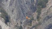 Mueren 150 personas al estrellarse un Airbus en los Alpes franceses