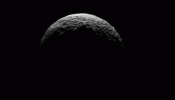 La NASA capta la mejor vista del polo norte del planeta enano Ceres