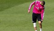 Benzema sufre un esguince de rodilla y se une a las bajas del Real Madrid contra el Atlético