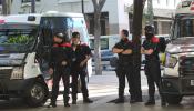 Tres detenidos tras propinar una paliza a dos mossos que iban de paisano en Barcelona