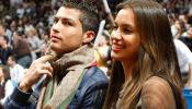 Irina Shayk confiesa que Cristiano Ronaldo le fue infiel una docena de veces