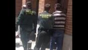 Cinco detenidos por explotar a una menor vendida por sus padres