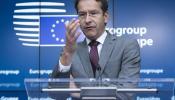 El Eurogrupo no acepta el plan de Grecia pero seguirá negociando fuera de plazo