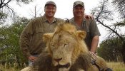 Un dentista de Minnesota pagó 50.000 euros para matar al león Cecil