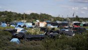 La muerte de un inmigrante agudiza la crisis en el túnel del Canal