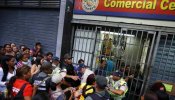 Grupos organizados saquean supermercados y matan a una persona en Venezuela