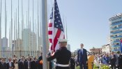 La bandera de Estados Unidos ondea ya en La Habana tras 54 años de bloqueo al régimen cubano