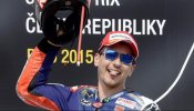 Jorge Lorenzo, nuevo líder de MotoGP tras imponerse en República Checa