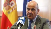 Guindos asegura que, hasta dentro de "dos o tres años", España no habrá salido "completamente" de la crisis