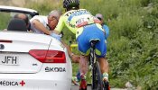 El Tinkoff Saxo explota contra la Vuelta tras el atropello del portugués Paulinho por una moto de televisión