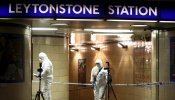Un hombre apuñala a tres personas en una estación del metro de Londres "por Siria"