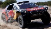 Carlos Sainz, gafado en el Dakar, entierra sus opciones tras sufrir un problema con la caja de cambios