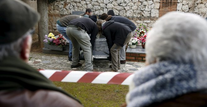 Més de 9.000 cossos de víctimes del franquisme han estat recuperats en 20 anys d'exhumacions