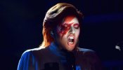 El homenaje de Lady Gaga a David Bowie y otros momentos estelares de la gala de los Grammy