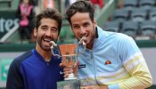 Feliciano y Marc López conquistan Roland Garros