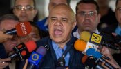 La oposición asegura que el Poder Electoral venezolano ha validado 1,3 millones de firmas para el revocatorio de Nicolás Maduro