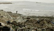 El Mediterráneo acumula unas 1.455 toneladas de plástico en su superficie
