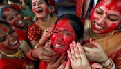 Las mujeres indias se enfrentan a sus demonios