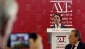 Aznar advierte a Rajoy sobre pactos sin reformas basados en más gasto