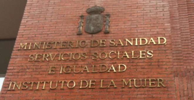 El Instituto de la Mujer despide a ocho técnicas por denunciar su situación laboral