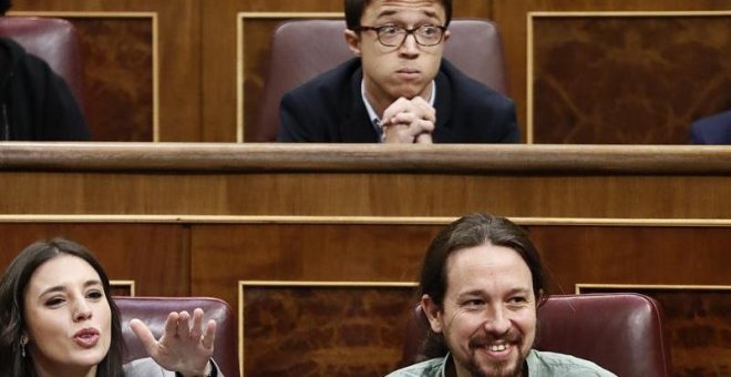 El PP exige a Iglesias y a Errejón que dejen sus escaños por "acusar en falso" a Cifuentes