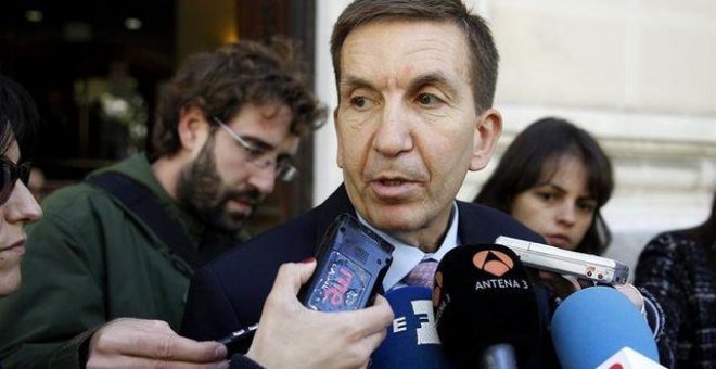 PSOE y Cs piden la comparecencia urgente de Catalá y Moix para explicar su "actividad en paraísos fiscales"