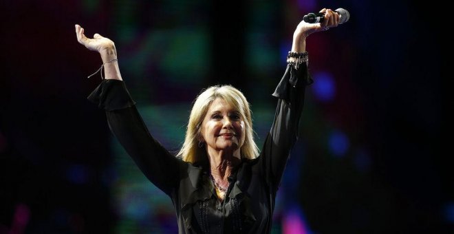 Olivia Newton-John pospone su gira al sufrir una recaída de su cáncer de mama