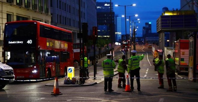 La Policía registra dos viviendas en los barrios de Londres de donde procedían los autores del atentado del sábado