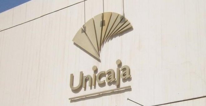 Unicaja dice que ha recibido ofertas suficientes para cubrir su salida a Bolsa