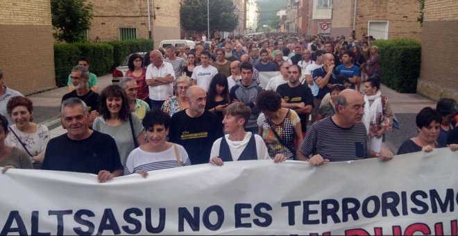 Una asociación de víctimas pide más de 400 años de cárcel para los jóvenes de Altsasu