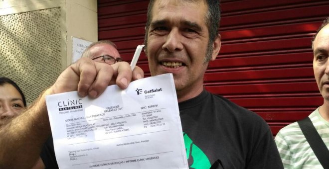 Los vecinos de Entença 151 denuncian un desalojo ilegal de 4 familias