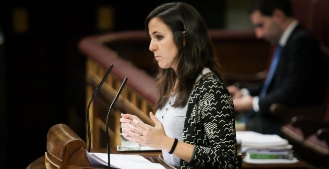 Podemos denuncia las condiciones de los solicitantes de asilo en Barajas