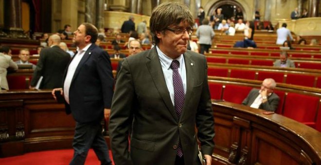 Puigdemont quiere organizar el referéndum aunque haya un "tsunami de querellas"