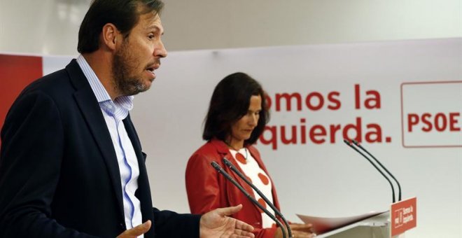 El PSOE acoge con frialdad la propuesta de Podemos