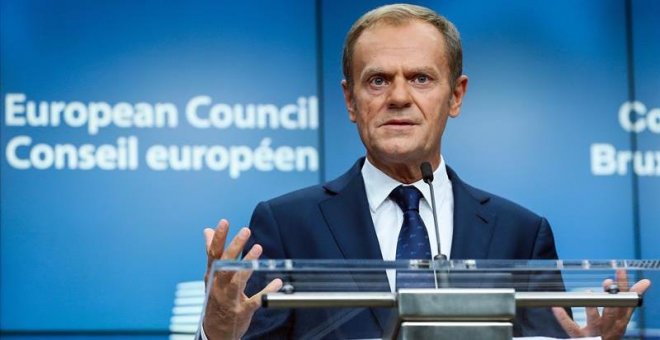 Donald Tusk pide a Rajoy que "favorezca la fuerza de los argumentos, no los argumentos de la fuerza"