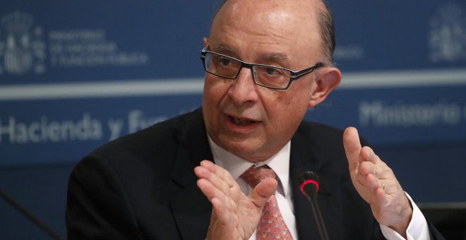 La doble vara de medir de Montoro: Hacienda perdona a Jaén los recortes por los que interviene al Ayuntamiento de Madrid