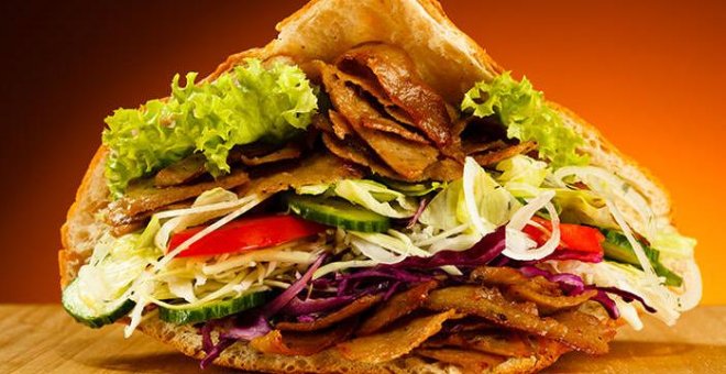 La Eurocámara avala el uso de fosfatos como aditivos en la carne de kebab