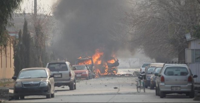 Dos muertos y doce heridos en un ataque suicida contra una sede de Save the Children en Jalalabad, Afganistán