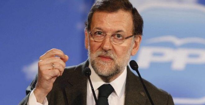 Rajoy amenaza con "responsabilidades" en los tribunales al presidente del Parlament