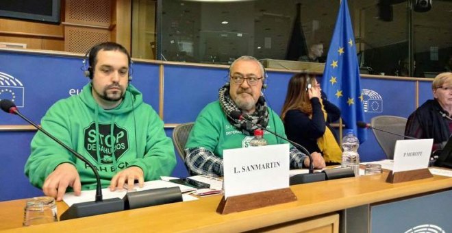 La PAH recaba apoyos a su ley de vivienda en pleno corazón de la UE