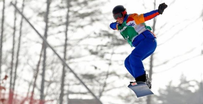 Astrid Fina logra el bronce en snowboard cross