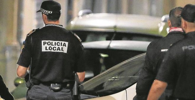 Detenido por matar a puñaladas a su vecina en una discusión por ruidos en Alicante